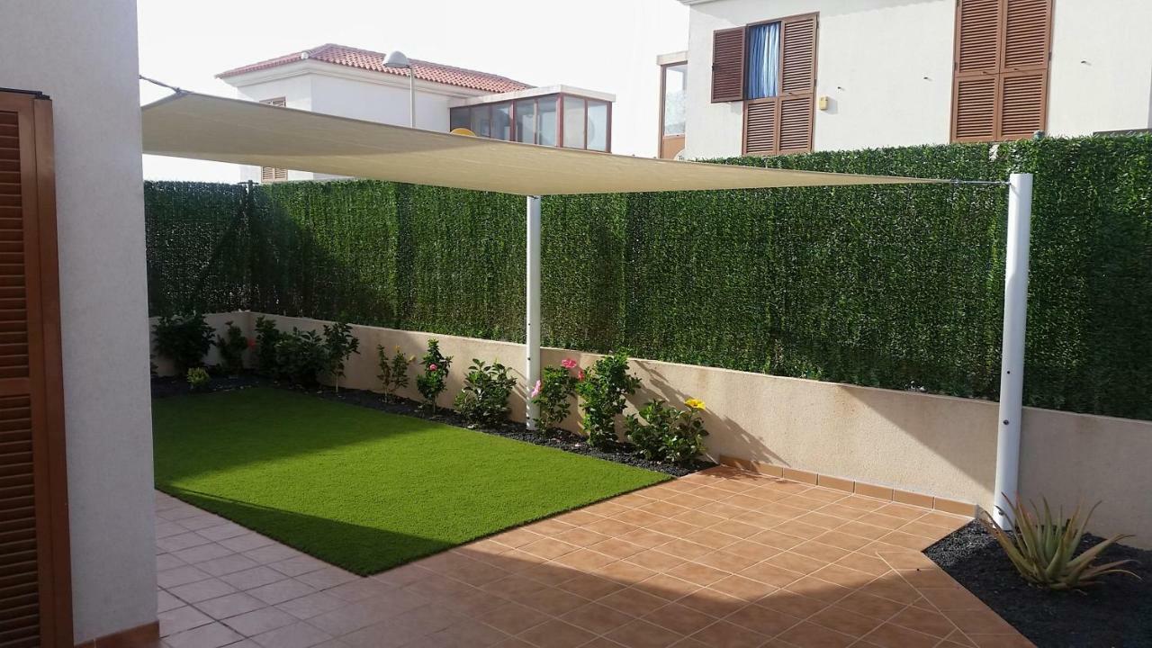 Casa Silencio, Villa With Terrace, Garden And Large Pool Area Corralejo Zewnętrze zdjęcie